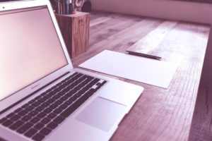 macbook-2600651_preview